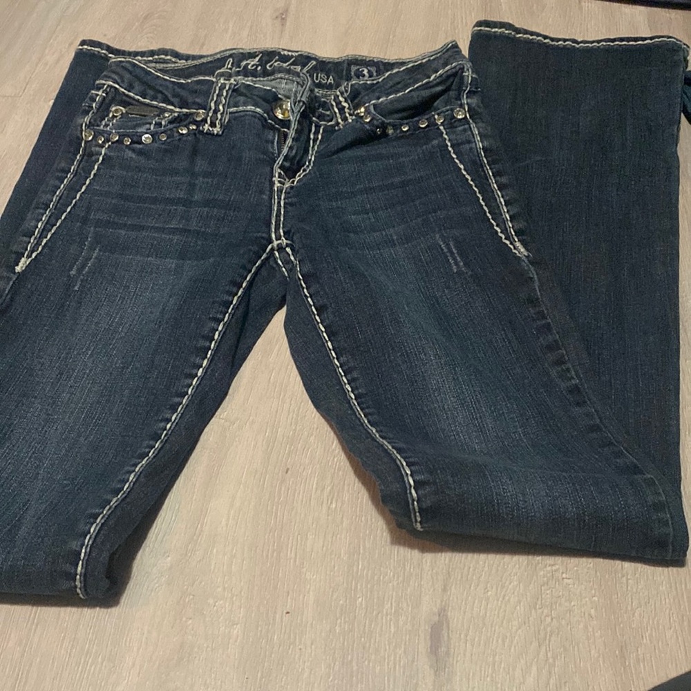 L.A. Idol women’s size 3